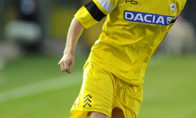 Basta Dusan Udinese 2013 maglia gialla 2013 azione ifa